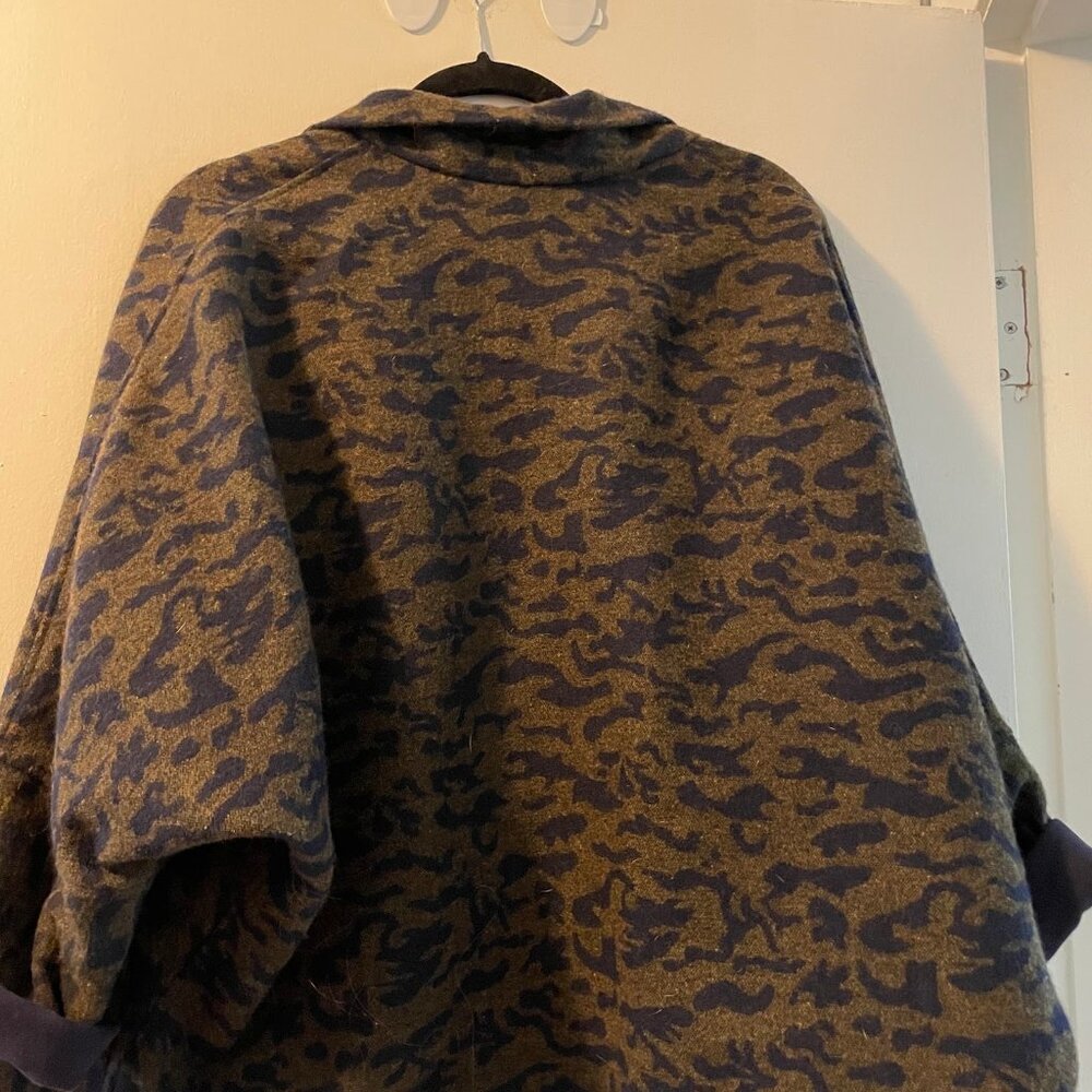 Wool batwing sweater - Picture 2 of 2